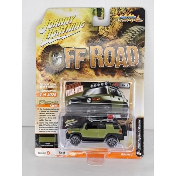 Johnny Lightning 1:64 Toyota FJ Cruiser 2007 light green